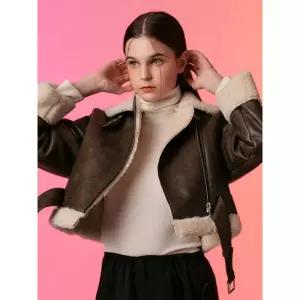 Koleat 벨트탈부착 WOMEN 크랙 크롭 덤블 무스탕 양털 플리스 자켓 Brown 라이더 ver. 1075659