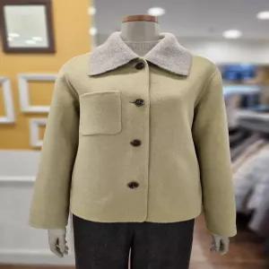 BCBG 세이브존01 니팅블록 크롭 핸드메이드 자켓 B6A1J106_A