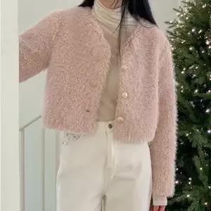 [텐바이텐]고퀄 페이크 퍼 가디건 크롭 자켓