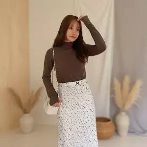 [신세계라이브쇼핑][옷자락] 여성용 심플 반폴라 긴팔 스판 티셔츠 남방
