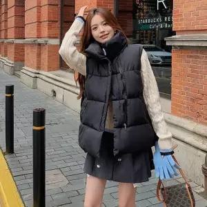 [하프클럽/]여성 겨울용 루즈핏 사선 지퍼 패딩 베스트