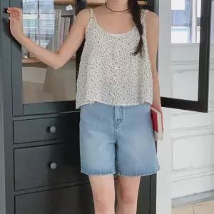 여성 기본 워싱 연청색 청바지 반바지 팬츠 쇼츠