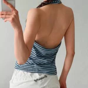 [옷자락] 여성 스카시 줄무늬 홀터넥 백리스 여름 면 나시