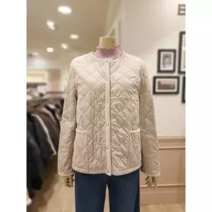 BCBG 라운드넥 퀼팅 점퍼 B6A1R115