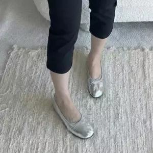 플랫로퍼 슬립온 통굽 플랫단화 단화구두 단화 모카신
