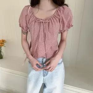 여성 셔링 퍼프 스퀘어넥 크롭 체크 탑_25307533_588872
