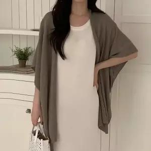 [하프클럽/삐까삐까]오픈형 숄더 린넨 가디건 국내제작 고퀄리티 부클 숄 여름 니트 아우터