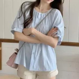 여성반팔셔츠 시원한 셔츠 여름블라우스 노카라 여름 데일리룩 여성 셔링 플레어핏 블라우스 여자반팔셔츠