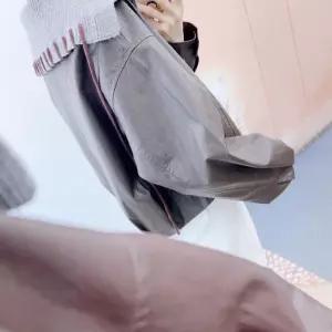 와칸다 여성 여자 캐주얼 가을 니트넥 PU 무스탕 숏 코트 자켓 가죽 긴팔 KKE3