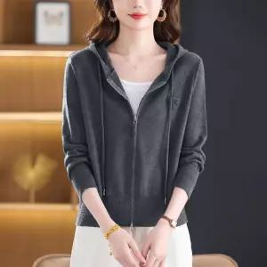 손오반 여자 니트 춘추 스웨터 데일리룩 간절기 아우터 상의 후드 가디건 카디건 KUK3