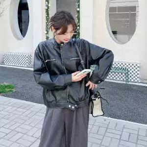 스트레인지 여자 데일리룩 자켓 가죽 블랙 재킷 코트 KUK1