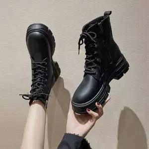 [룽스_62]2컬러 레더 미들 워커 여자신발 DS-CC085