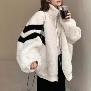 친절한탄씨 양털 후리스 자켓 두줄라인 재킷 소매 포인트 아이보리 가을용 가볍게 양털점퍼