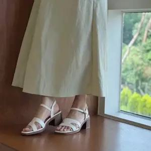 오너클랜 인기상품 소가죽 스트랩 샌들 우드굽 로우힐 여성 데일리 샌들화 6SS [WFM08KF_260516]