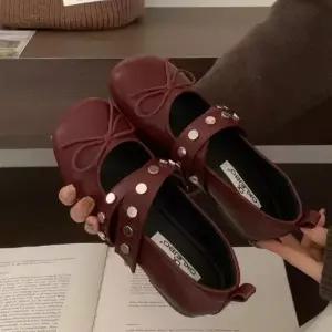 여자 빈티지 속굽 레더핏 토 슈즈 신발 러블리 단화 힐펌프스 펌프스 스트랩힐 메리제인 다올5
