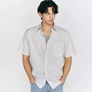지오다노 캐주얼셔츠 스포츠셔츠 남자 포플린 루즈핏 반팔 남방