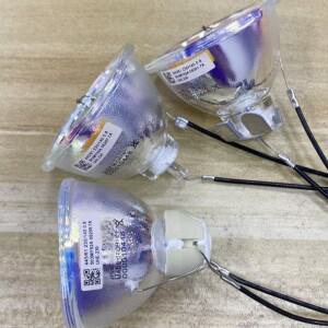 1PCS 프로젝터 램프 ELPLP96 EB-W05에 적합 EB-W39 EB-W42 EH-TW5600 EX-X41 EX3260 EX9210
