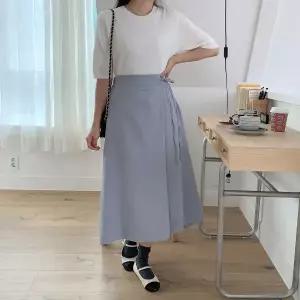 |KHK1BA0|여성 핀턱 랩 롱스커트 뒷밴딩 플레어 스타일