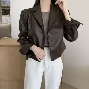 모던핏 여성 크롭 활용도 좋은 레더 자켓 브라운 MPW6+1Fui