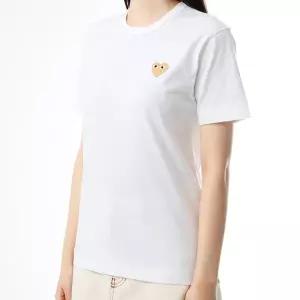 [꼼데가르송] 반팔 티셔츠 여성 P1T216