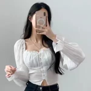 여성 스퀘어넥 기본데일리룩 밴딩 봄옷 봄가을 여성블라우스 블라우스 긴팔 셔링 크롭
