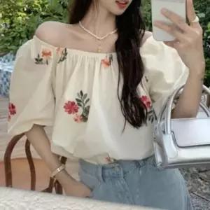 여성 블라우스 플라워 휴양지 퍼프소매 바캉스 오프숄더 여름
