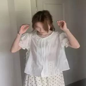 여성 캐주얼블라우스 화이트 데일리룩 카라블라우스 반팔 프릴셔츠 여름 블라우스 캐