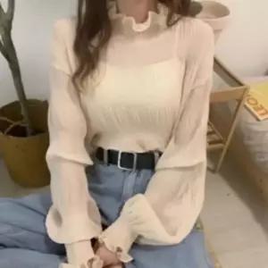 여성 페미닌 블라우스 퍼프소매 데일리룩 봄가을 티셔츠 반폴라 페미닌블라우스 여성