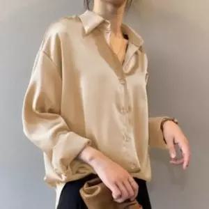 여성 카라 데일리 셔츠 패션 오피스 블라우스 여성티 샤이닝 여성티셔츠 여성블라우스