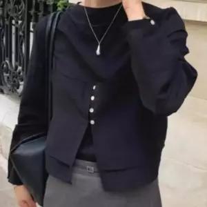 여성 레이어드 페미닌 코디 데일리룩 유니크 뷔스티에 봄가을
