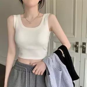 심플 디자인 크롭 나시 여성 크롭티 민소매나시 이너웨어 레이어드 티셔츠 런닝 필라테스 요가복