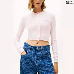 매장정품 TOMMY JEANS 타미진스 여성 슬림핏 크롭 골지 가디건 T32G0KCD12TWT2 1711395