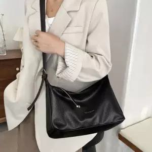 캐주얼 데일리 여성 보부상 레더 빅 크로스백 미니숄더백 쇼퍼백 여성숄더백 텀블러백