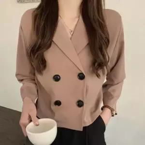 여자가을자켓 더블버튼 크롭자켓 베이직 카라 디테일 간절기 아우터