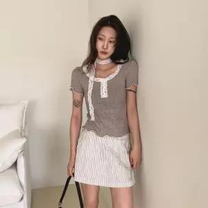 [옷자락] 여자 봄여름 시원한 레이스 초커 헨리넥 골지 반팔 니트