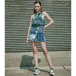 [곽현주컬렉션] 21FW Denim Satin Unbalanced Skirt