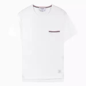 톰브라운 23SS 삼선 포켓 화이트 반팔 티셔츠 MJS010A 01454 100