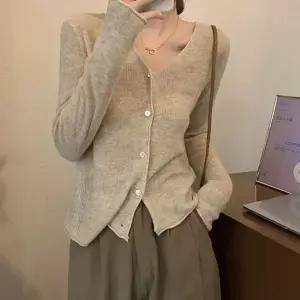 [하프클럽/]여성용 간절기 브이넥 루즈핏 긴팔 가디건 3가지 색상