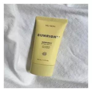 수분보충 뉴스킨 선라이트 수퍼 데일리(SPF50안티에이징 주름개선 탄력강화) 50ml, 1개 (AD)