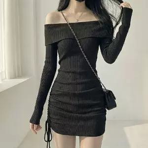 [하프클럽/]여성 골지 오프숄더백 슬림핏 미니 긴팔 원피스
