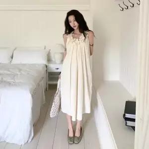 [다잇템]여자 휴양지 로맨틱 플라워 민소매 롱원피스_25210901_588872