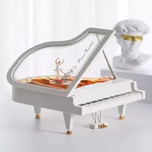 화이트 선물 무용수 피아노 그랜드 인테리어 목제
