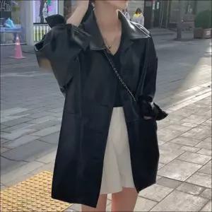 여성 오버핏 페이크레더 자켓 하프 레자 가죽 라이더자켓 mau95wtr
