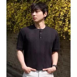 MINDBRIDGE [스토커즈 콜라보][ON]조직 변형 헨리 넥 반팔 니트 - 3color