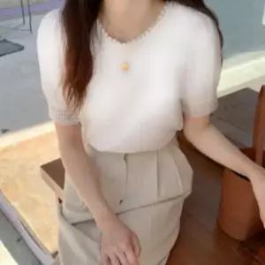 [하프클럽/]여성 여름 반팔 라운드 프릴 레이스 퍼프 블라우스