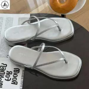 [애슬릿][애슬릿]통굽 쪼리 라인 크로스 스트랩 키높이 플립플랍 4cm