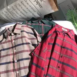 남녀 공용 대학생 체크 셔츠 커플 룩 엠티 개강 코디 남성남방여성셔츠남방 (WE7993F)