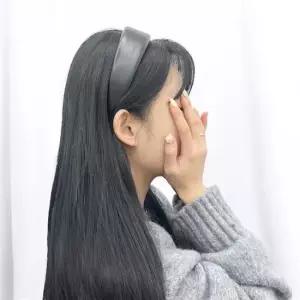 두꺼운 가죽 머리띠 블랙 헤어밴드