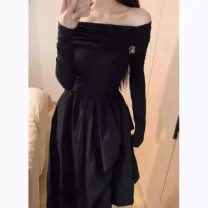 여성 미리준비 가을 원피스 프렌치 일자어깨 긴팔 화이트 조 롱 스커트 OOTD3
