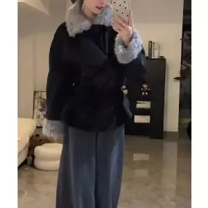 엘럽 여사친 모직 빈티지 키높이 아우터 털카라에 슬림핏 도톰한 코트 원템1